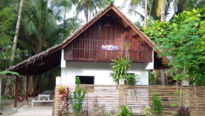 BUTTERFLY HOUSE, Libertad, General Luna, Siargao, Filipinas